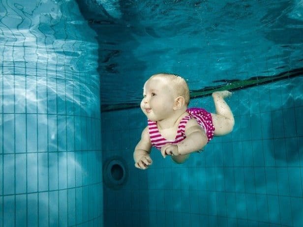 Swimming Techniques to Teach Your Toddler